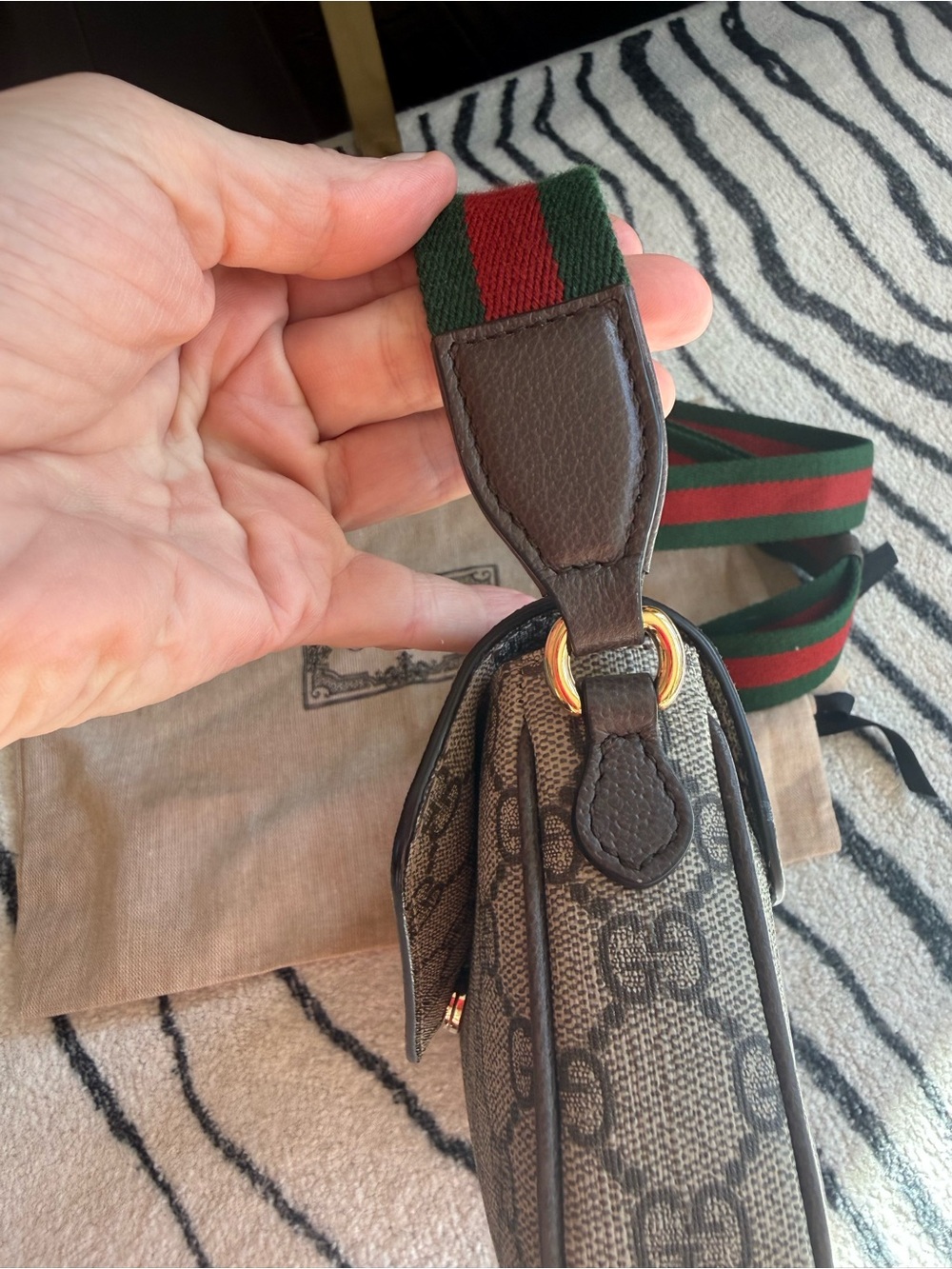 Authenticated Gucci Ophidia GG Supreme Mini Envelope Crossbody Bag Beige Ebony - Picture 12 of 15